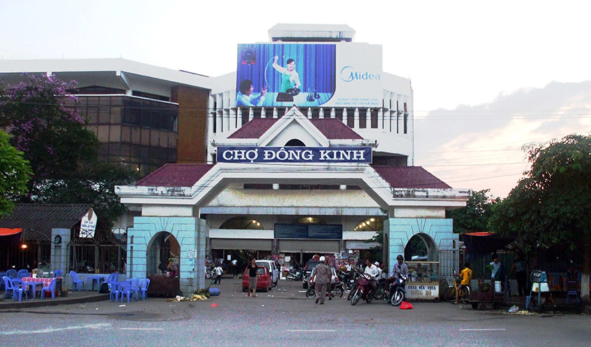Dong-Kinh-market