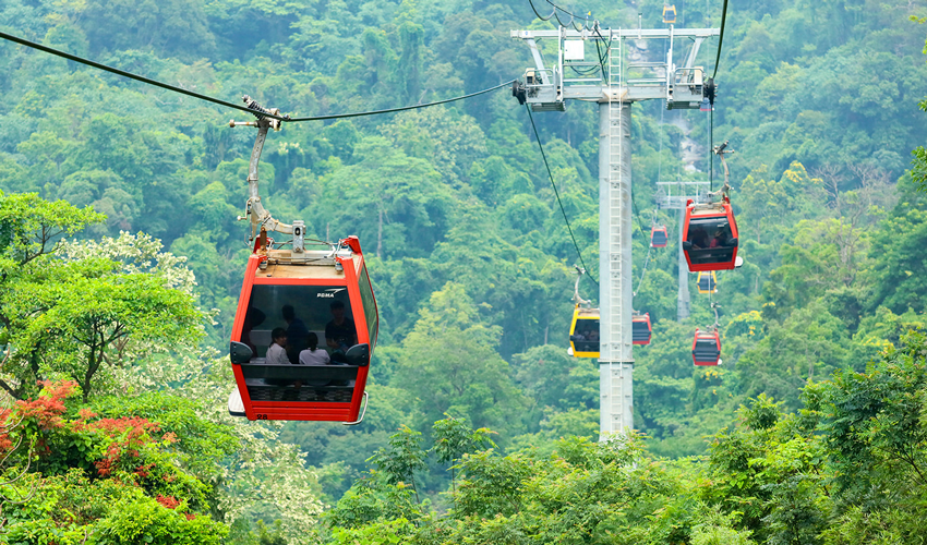 Cable-Car-Thac-Bac-Mountain