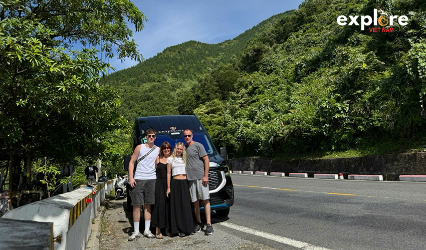 Explore-Vietnam