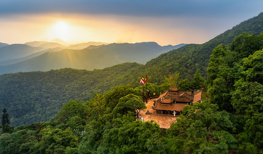 Yen-Tu-Mountain